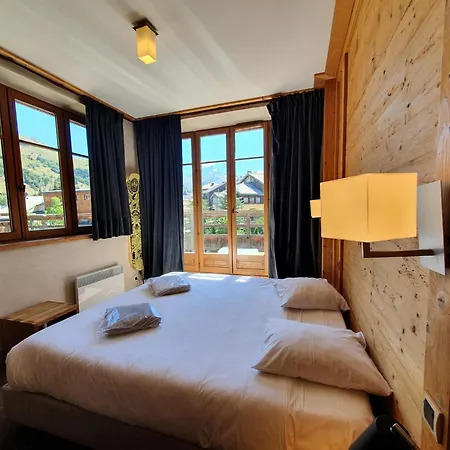 Spacious In شقة